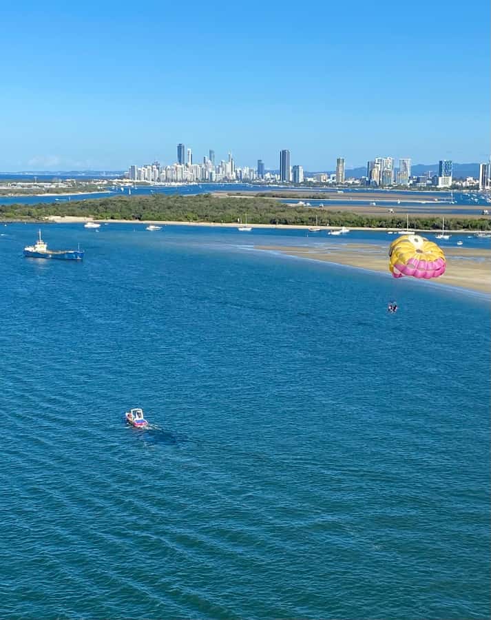 Gold Coast: Parasailing in Surfers Paradise - Key points at a glance