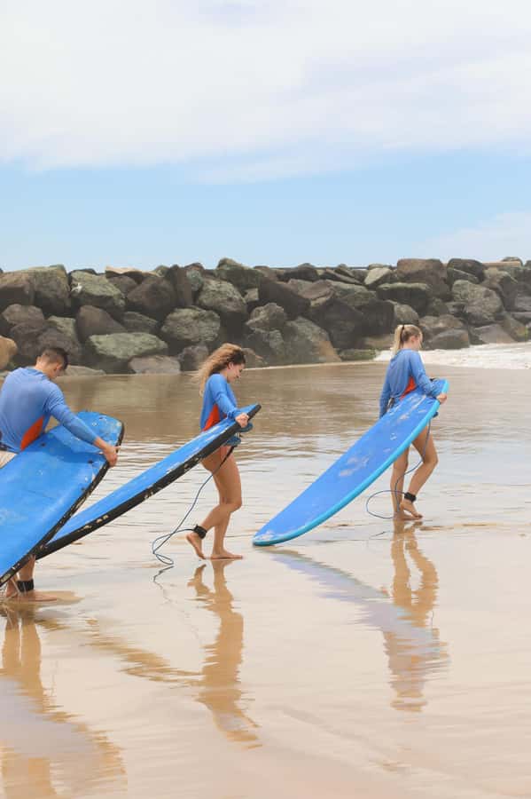 Gold Coast's Favourite Learn to Surf Lesson (Ages 13+) - What the experience does especially well