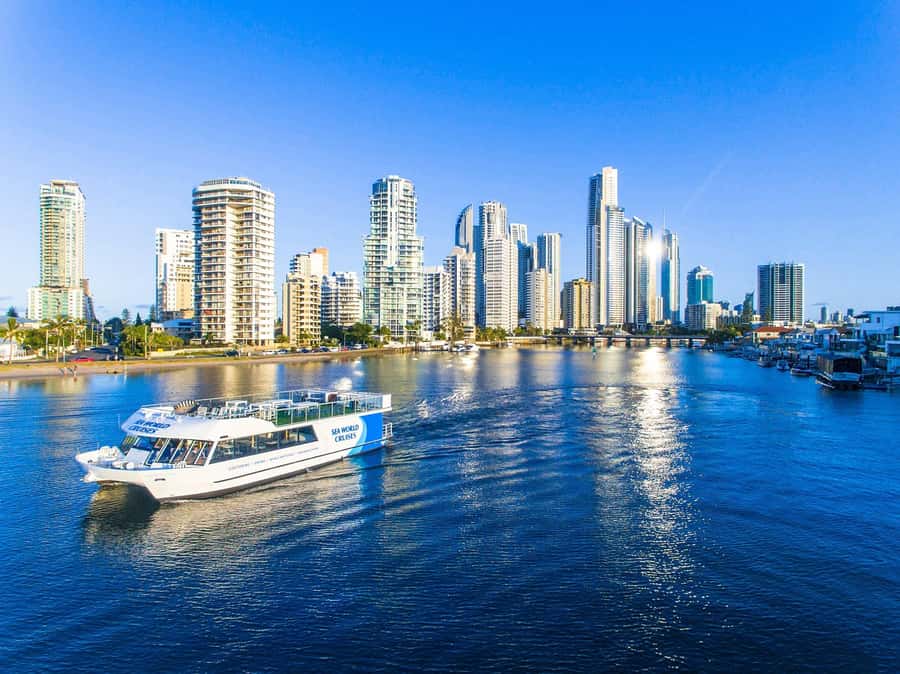 Gold Coast: Sightseeing Cruise with Buffet Lunch - A Two-Hour View of the Gold Coast from Appel Park