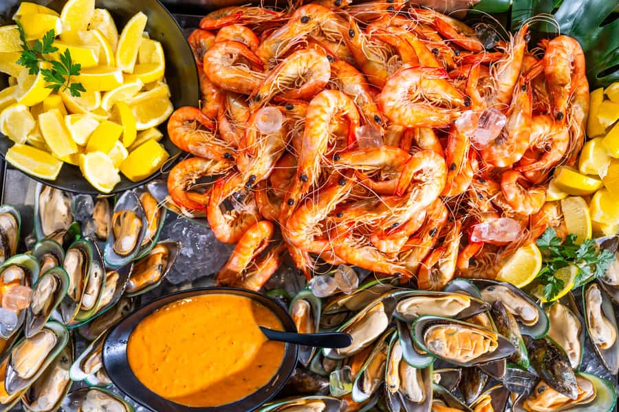Gold Coast: Sightseeing Cruise with Buffet Lunch - A Buffet Built Around Seafood and Familiar Favourites