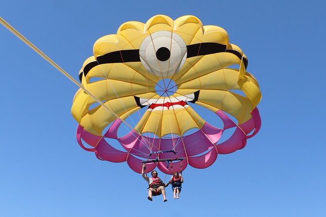Gold Coast & Surfers Paradise - Parasail & V8 Jetboat Combo - Who Will Enjoy This Combo Most