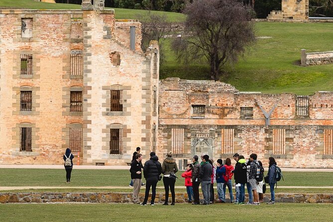 Grand Hobart Walking Tour - The guides are a major part of the value