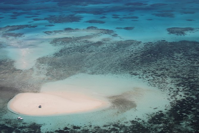 Great Barrier Reef 40 Minute Scenic Flight from Cairns - Reef Hopper - Key points before you book