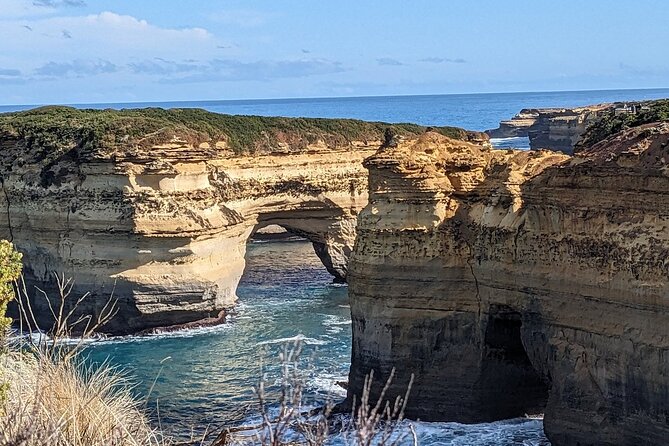 Great Ocean Road Tour Reverse –SML GRP-DLUX Mini Bus Hotel Pickup - 6:50 am pickup and the run to Colac