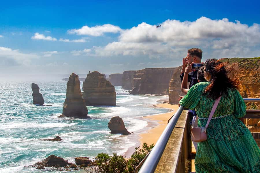 Great Ocean Road Tour w/ Deluxe Minibus & Top-Rated Guide - Key points at a glance