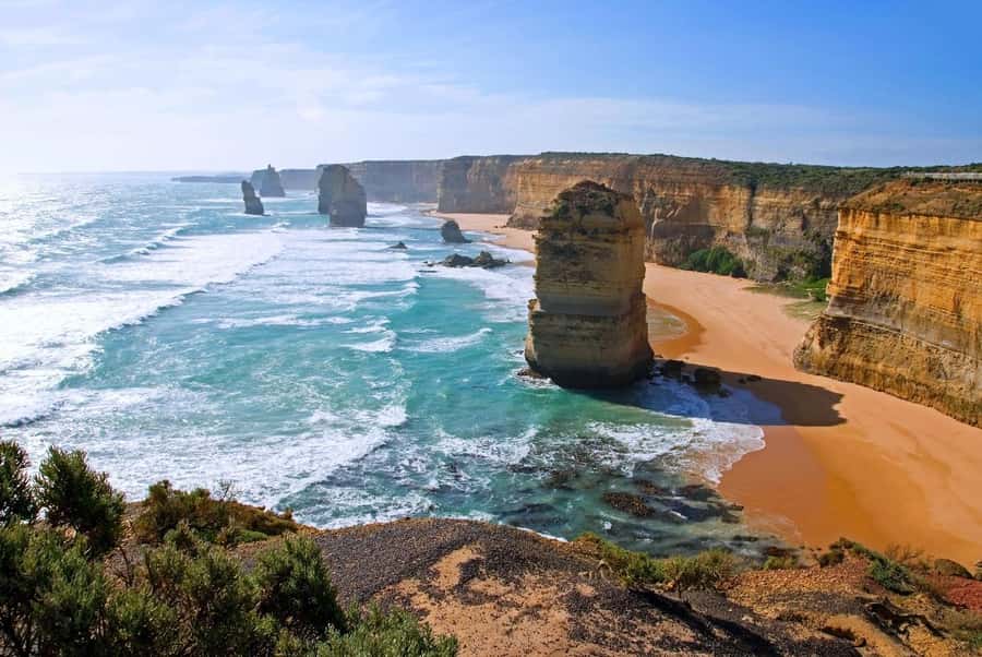 Great Ocean Road Tour w/ Deluxe Minibus & Top-Rated Guide - The long ride home through Colac