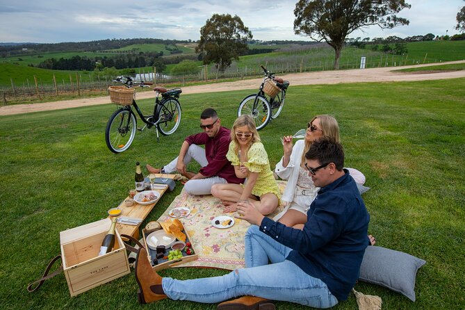 Hahndorf food and wine E-Bike Tour - Hahndorf and Udder Delights for cheese and local character