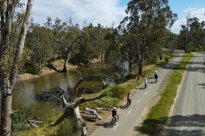 Half Day E-Bike Hire Echuca - Following the Murray River toward Moama