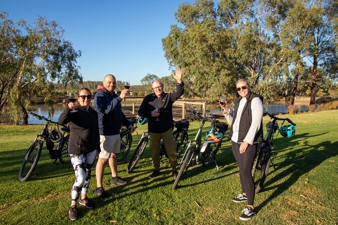 Half Day E-Bike Hire Echuca - The Campaspe River track