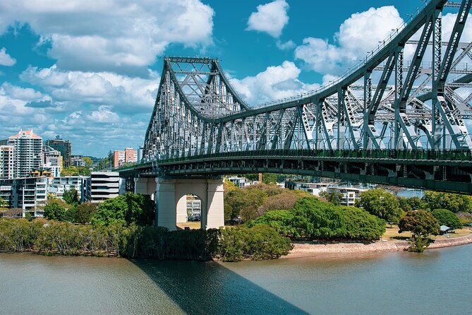 Haunted Brisbane CBD Ghost Tour - What the guides add to the evening