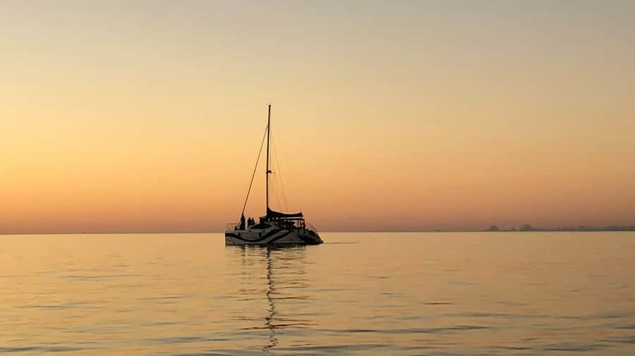 Hervey Bay Champagne Sunset Sail - Is $63 good value?