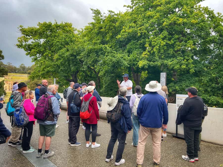 Hobart: Port Arthur, Harbor Cruise and Isle of the Dead Tour - Who will get the most from this tour