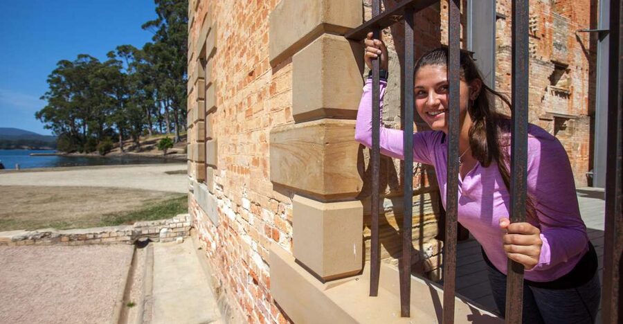 Hobart: Port Arthur, Richmond & Tasman Peninsula Active Tour - Cruising around the Isle of the Dead