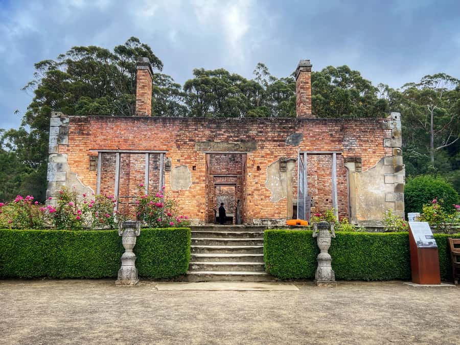 Hobart: Port Arthur & Tasman Park Full-Day Trip with Cruise - Eaglehawk Neck and the road to the peninsula