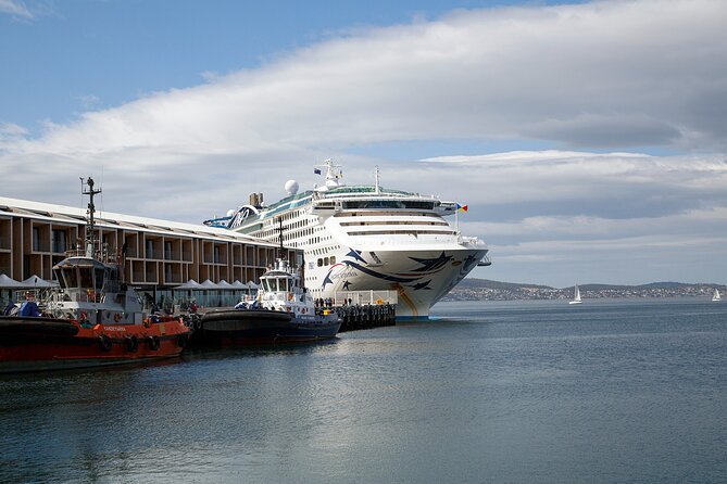 Hobart Shore Excursion: Hobart Attractions Bus - Battery Point, where Hobart’s old streets do the talking