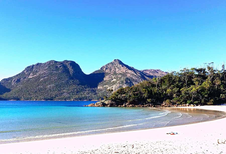 Hobart: Wineglass Bay, Freycinet Park, and Richmond Tour - Key points to know before booking