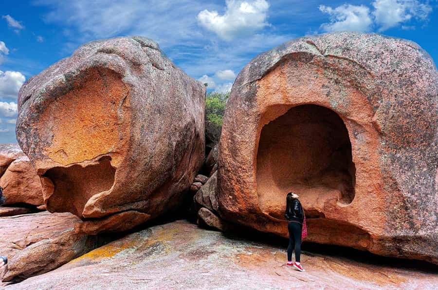 Hobart: Wineglass Bay, Freycinet Park, and Richmond Tour - Lunch and Tasmanian produce at Devil’s Corner
