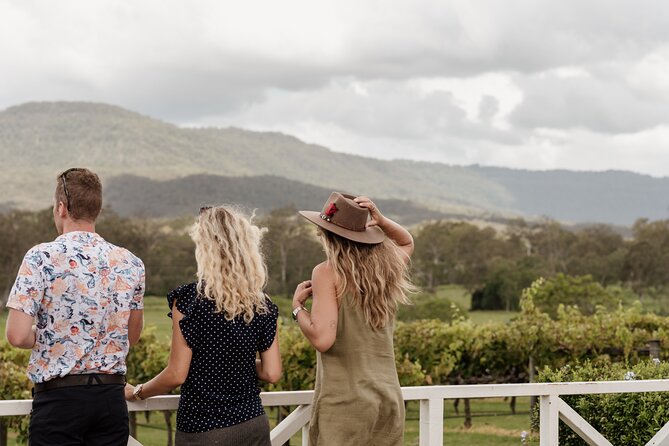 Hop on Hop off Wine tasting tour to Tamborine Mountain - Gallery Walk and lunch on Tamborine Mountain