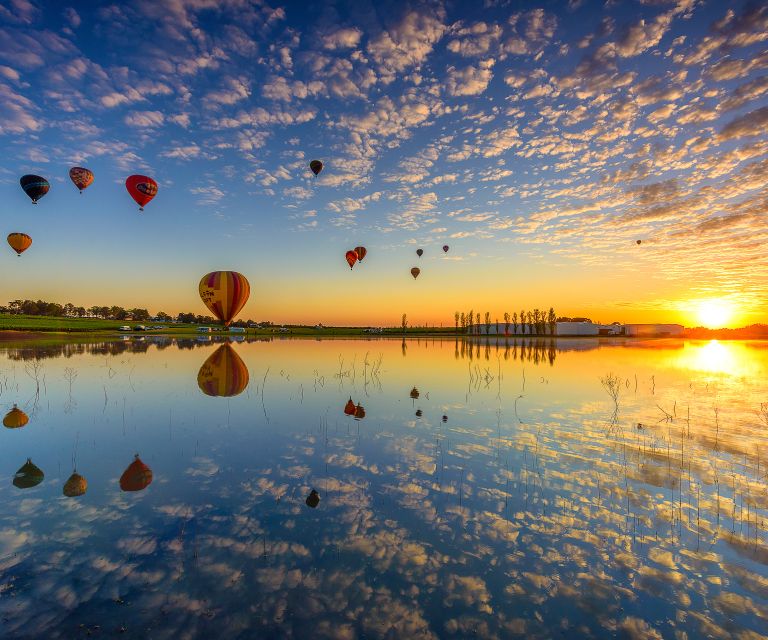 Hunter Valley: Sunrise Balloon Ride with Bubbly Breakfast - Peterson House and the bubbly breakfast