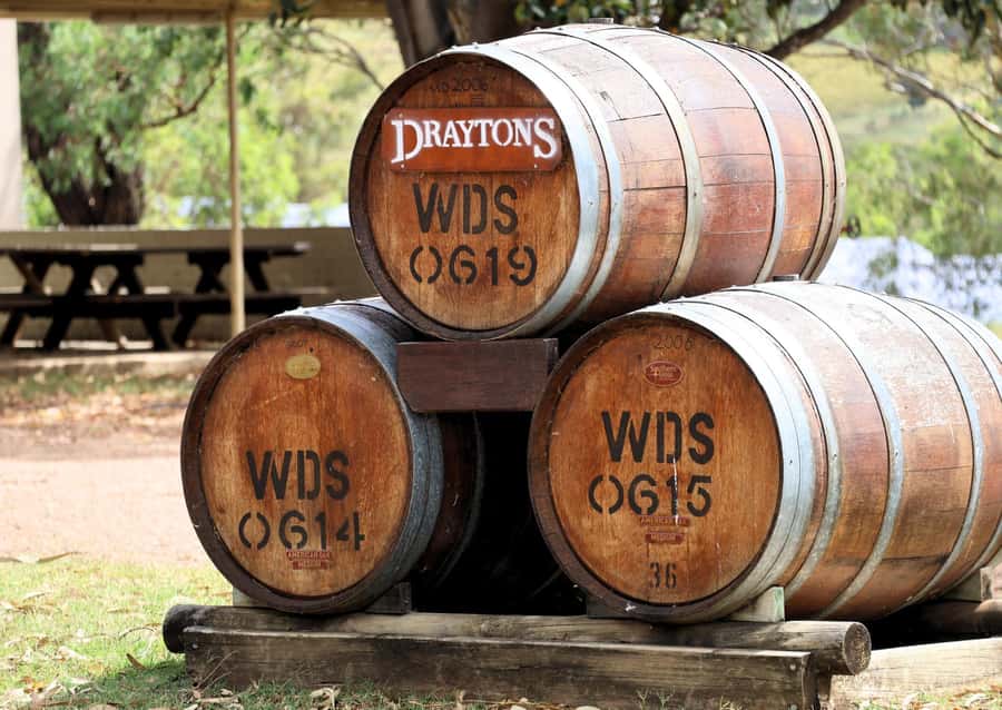 Hunter Valley: Wine, Chocolate and Lunch All Inclusive Tour - What the long coach day feels like
