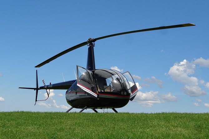 Hunter Valley Wine Country Helicopter Flight from Cessnock - Looking down on Hunter Valley Gardens