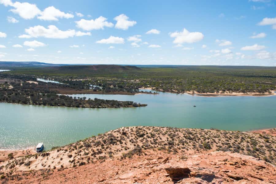 Kalbarri: Murchison River Wilderness Wildlife Cruise - Returning downstream with time to watch the banks