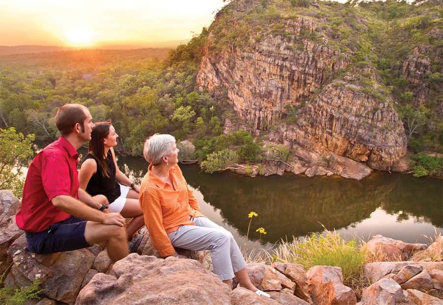 Katherine Gorge & Edith Falls Full-Day Tour from Darwin - Aboriginal rock art and Nitmiluk’s living culture