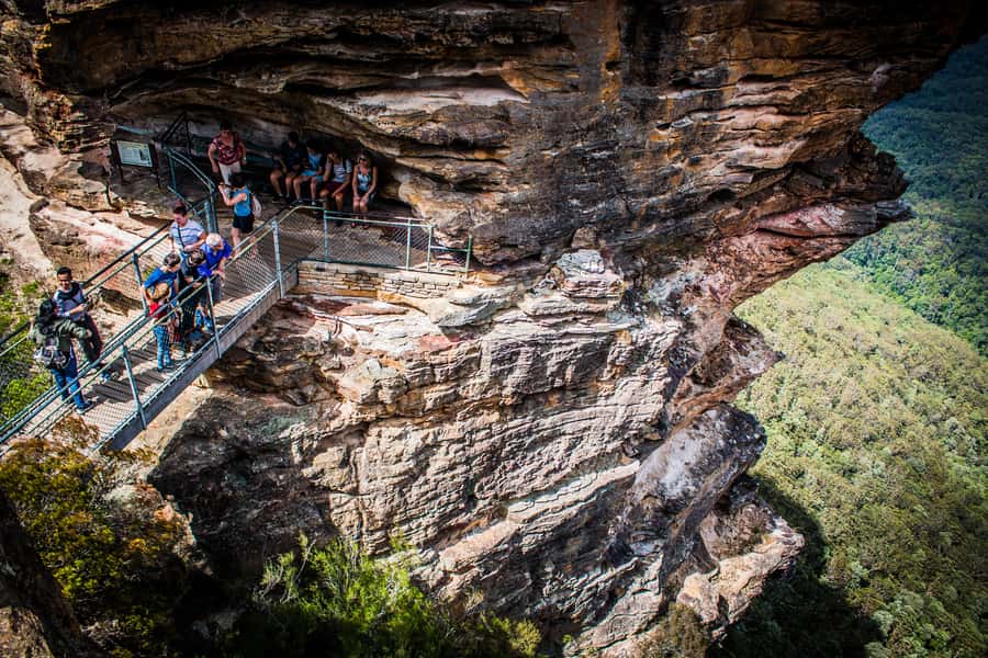 Katoomba: Blue Mountains Full-Day Hop-On Hop-Off Bus Tour - Commentary from the driver-guides