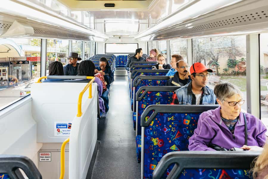 Katoomba: Lyrebird Hop-On Hop-Off and Scenic World Pass - Scenic Cableway: a broad return above the trees
