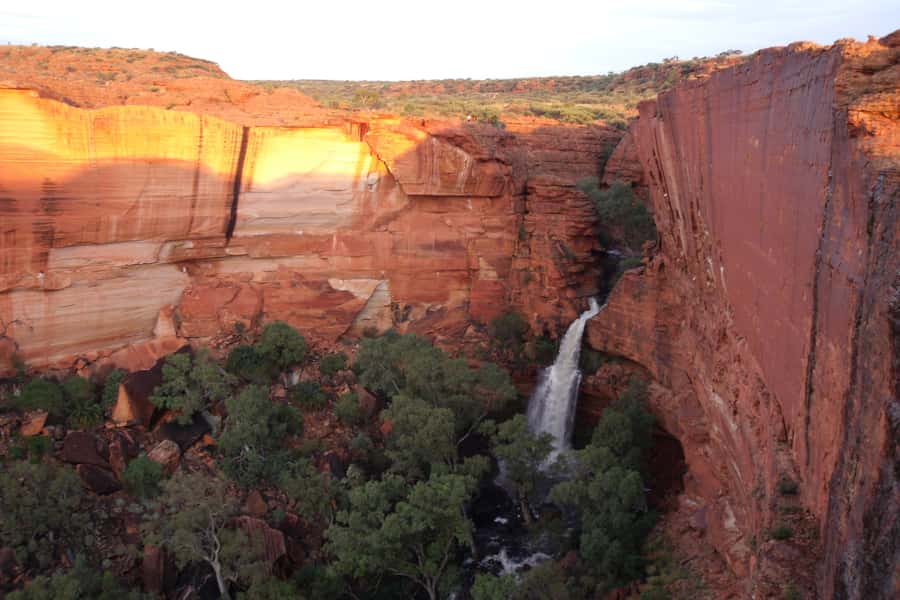King's Canyon: 15-minute Scenic Helicopter Tour - From the Kings Canyon helipad to the George Gill Range