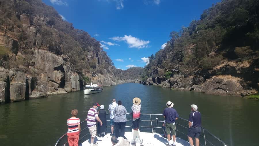 Launceston: Cataract Gorge Adventure Cruise Open Ticket - The Lady Launceston and its open views