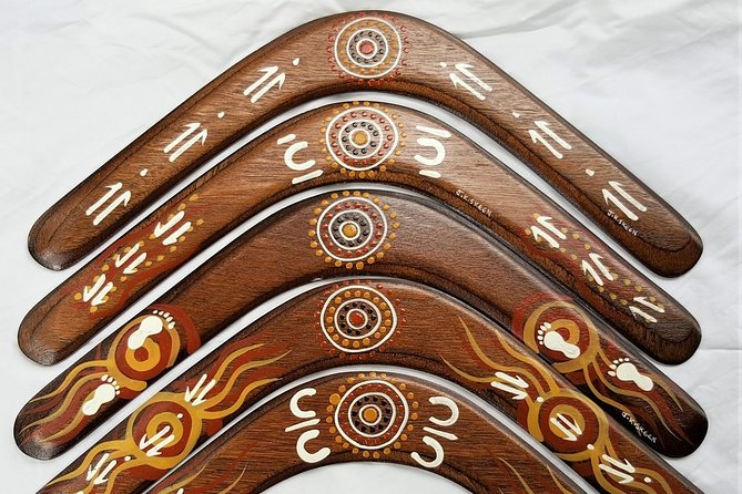 Learn to throw a real Aborignal returning boomerang in Brisbane, Australia - Meeting Robert near Indooroopilly