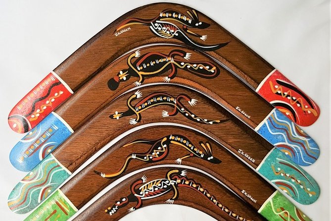 Learn to throw a real Aborignal returning boomerang in Brisbane, Australia - Choosing your handmade boomerang