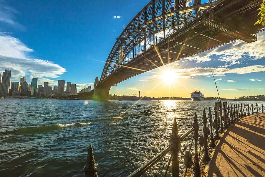 Lunch Cruise with Live Jazz on Sydney Harbour - Leaving King Street Wharf in Darling Harbour