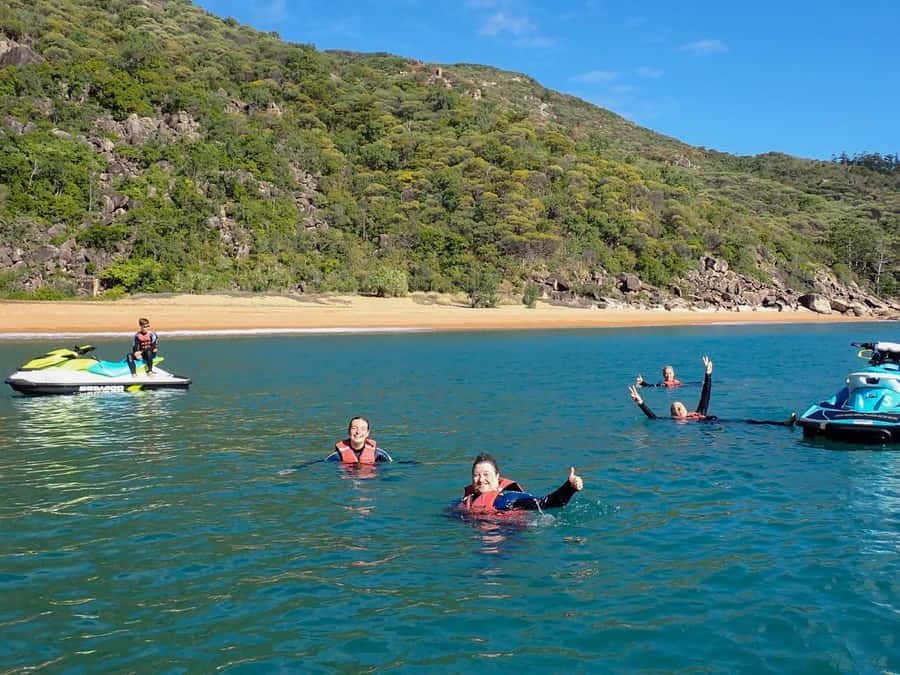 Magnetic Island: 5 Beach Bay Jet Ski Tour - Practical preparation for the morning