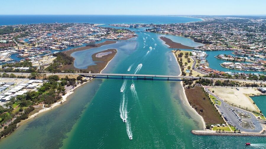 Mandurah: Dolphin and Views Cruise - What children can do during the cruise