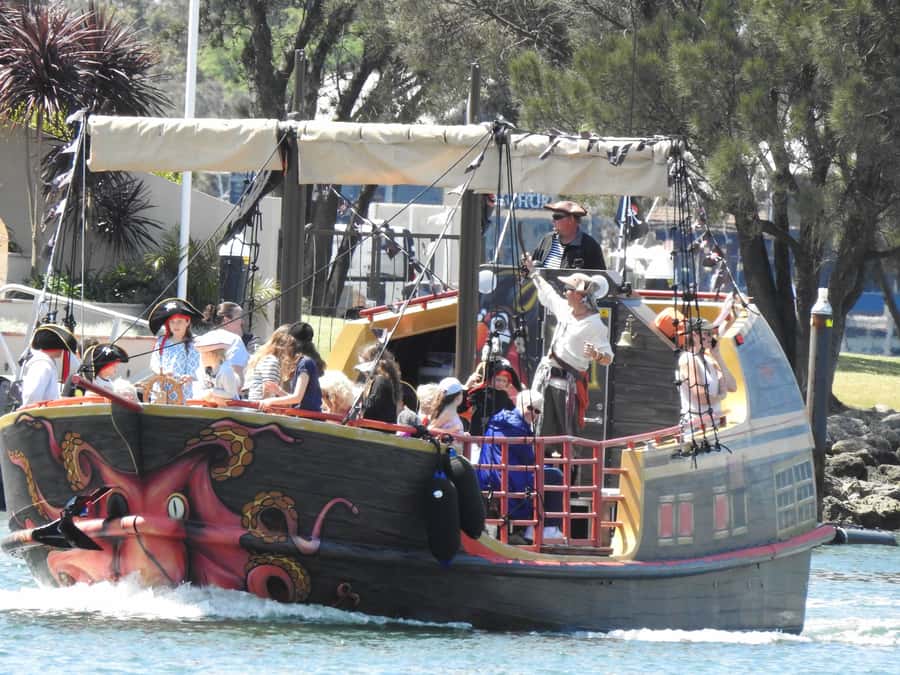 Mandurah Pirate Cruise - Why this short Mandurah boat ride works