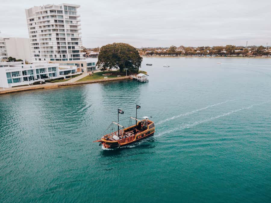 Mandurah Pirate Cruise - Setting off through Mandurah’s canals