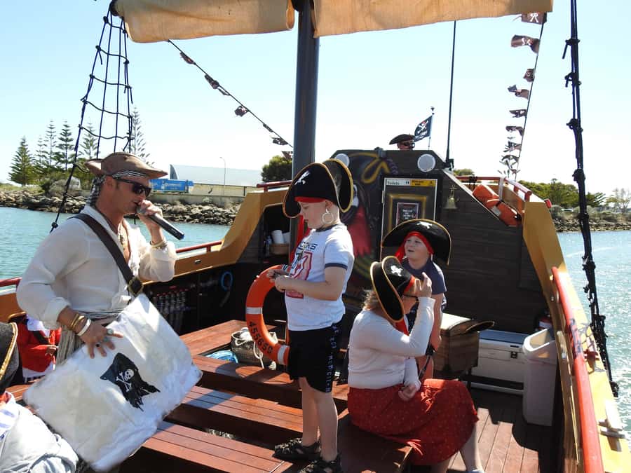 Mandurah Pirate Cruise - Pirate jokes, music, and water cannons