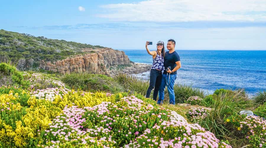 Margaret River: Guided Canoe & 4x4 Tour with Lunch & Wine - Coffee at Gnarabup and the beach pause