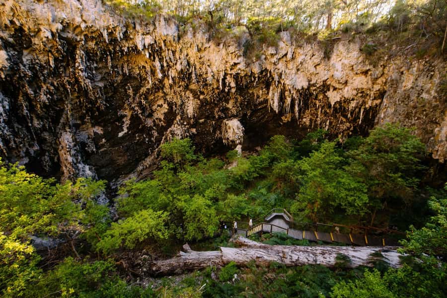 Margaret River: Lake Cave Fully-Guided Tour - Practical details for a smoother visit