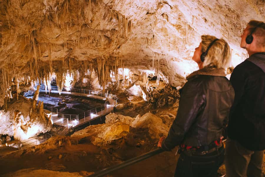 Margaret River: Self-Guided Audio Tour of Mammoth Cave - Inside Mammoth Cave and the fossil record