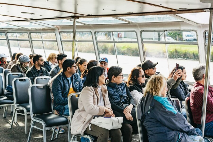 Melbourne: 1-Hour Gardens and Sporting Precinct River Cruise - Who should book this Yarra River cruise?
