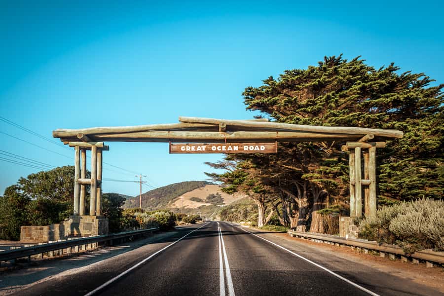 Melbourne: 12 Apostles, Otways & Great Ocean Road Day Tour - Practical preparation for a long day outdoors