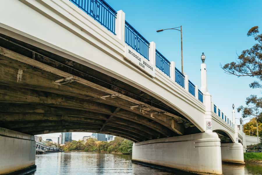 Melbourne: 2-Hour City Highlights River Cruise - What the commentary adds