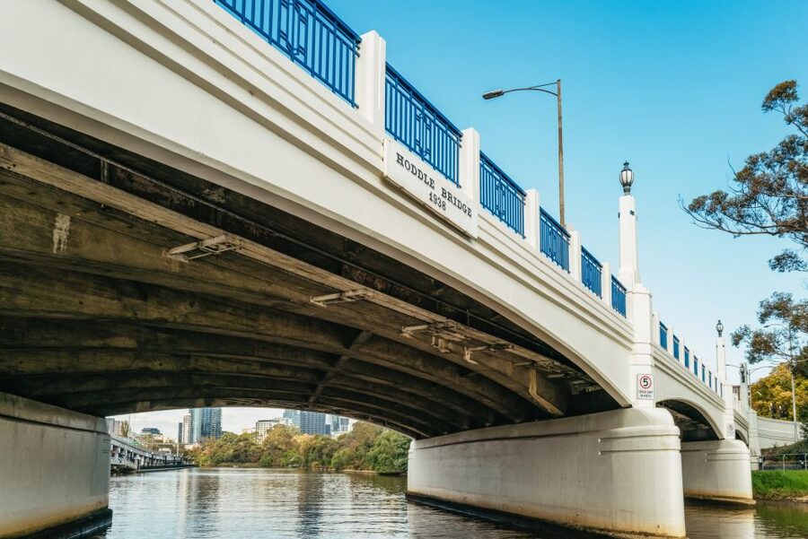 Melbourne: 2-Hour City Highlights River Cruise - Indoor comfort, open views, and onboard drinks