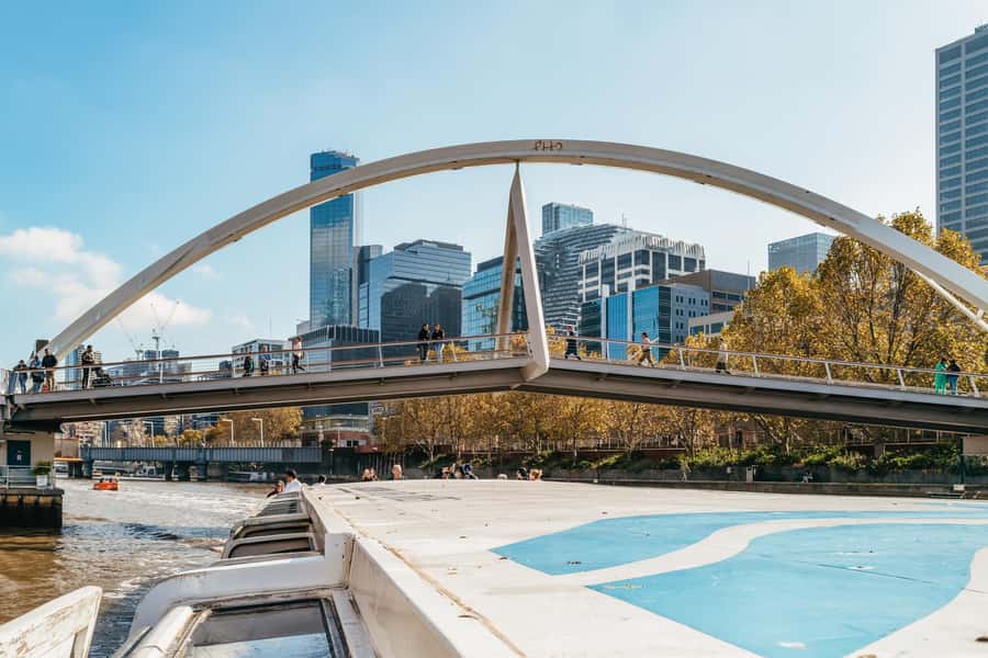Melbourne: 2-Hour City Highlights River Cruise - Who should book this Yarra River cruise