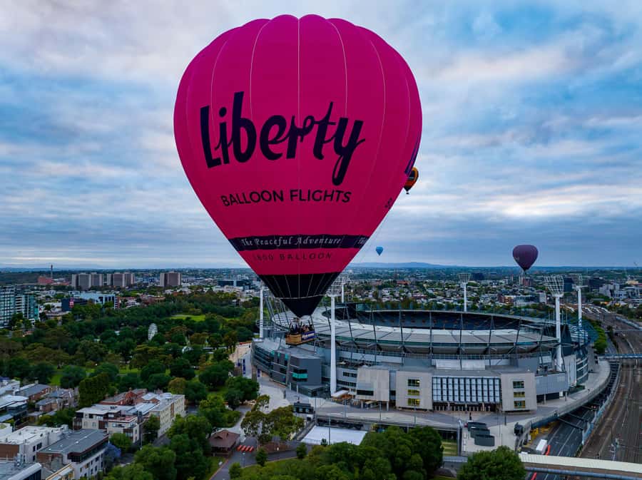 Melbourne: Balloon Flight at Sunrise - Meeting at The Hotel Windsor before dawn