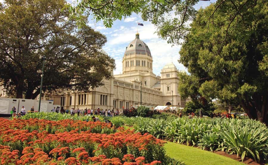 Melbourne: City Highlights Group Tour by Bus - Fitzroy Gardens and Cook’s Cottage