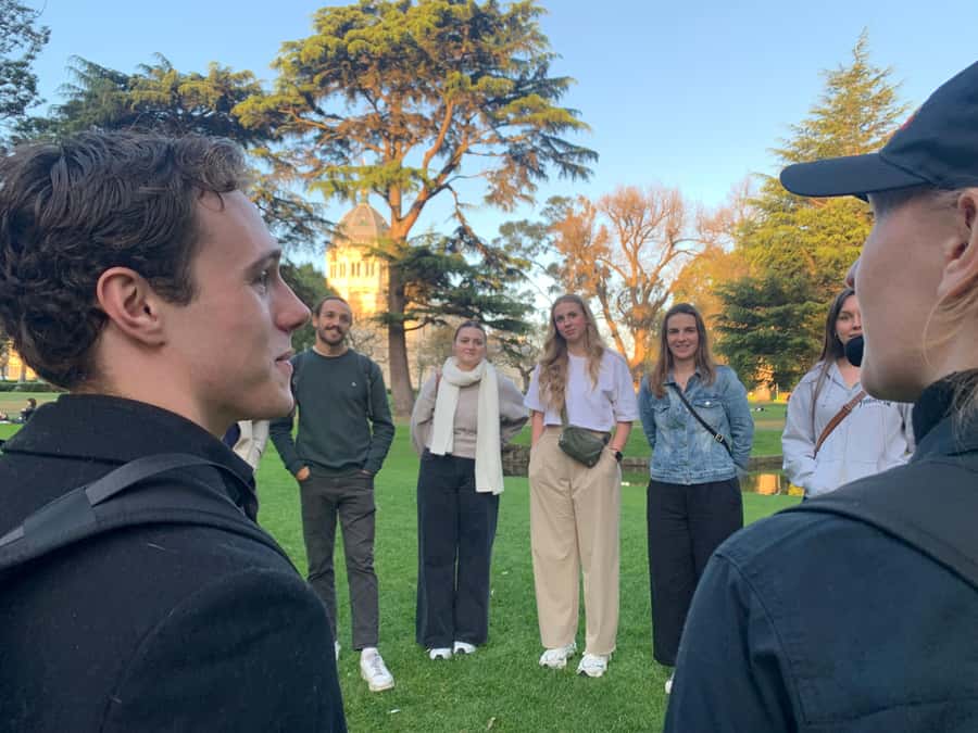 Melbourne: City Highlights Guided Walking Crime Tour - Practical tips for a smoother evening